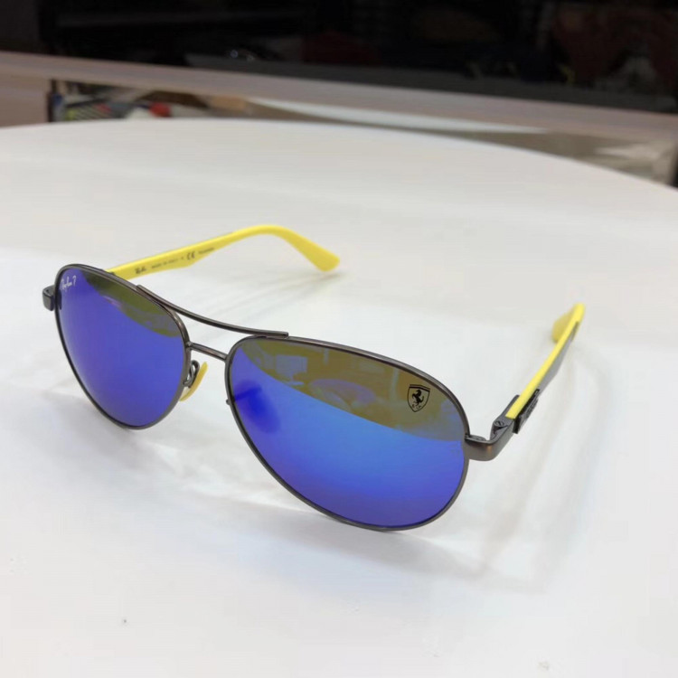 Gafas de sol RB8313 Ray-Ban Ferrari