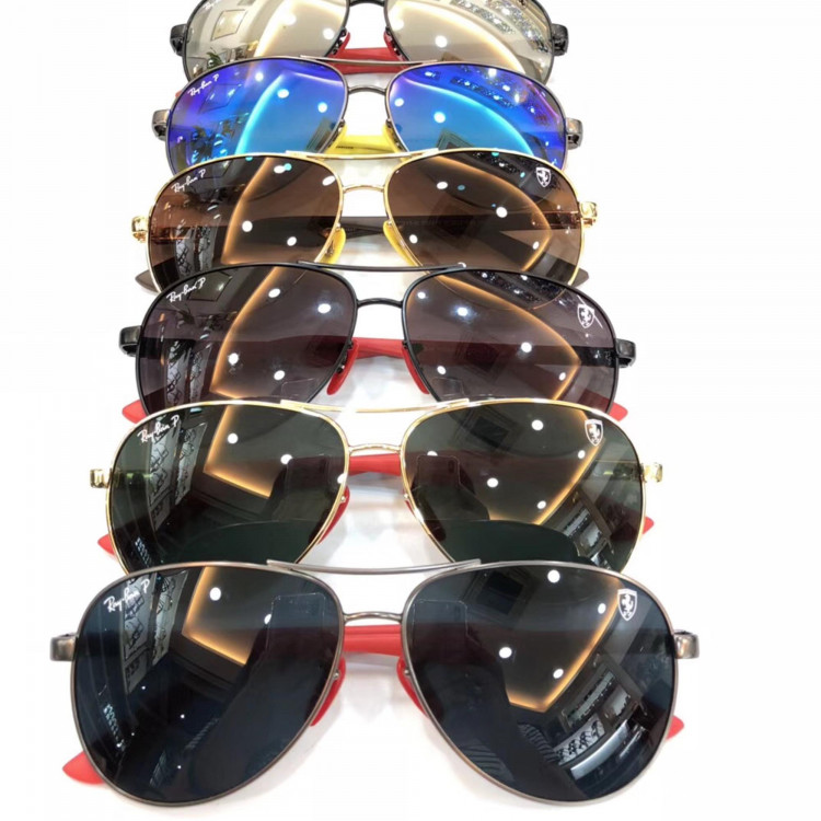 Gafas de sol RB8313 Ray-Ban Ferrari