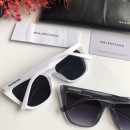 Солнцезащитные очки Balenciaga BB0046