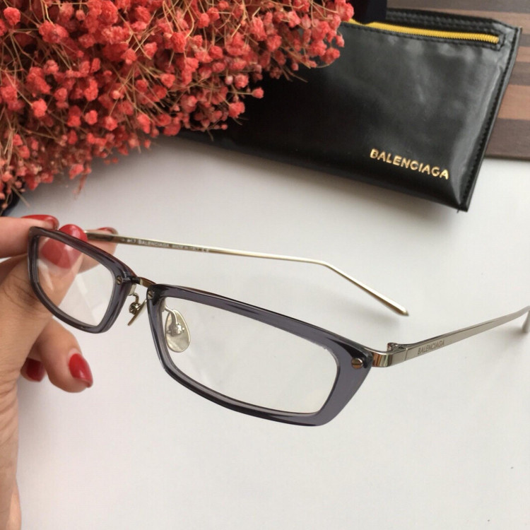 Солнцезащитные очки Balenciaga BA168