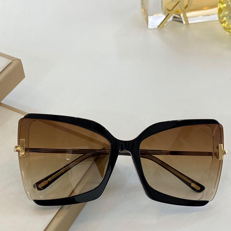 Солнцезащитные очки Tom Ford TF0766