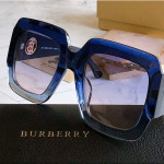 Солнцезащитные очки Burberry BE4316