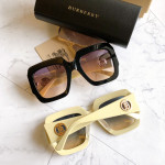 Солнцезащитные очки Burberry BE4316