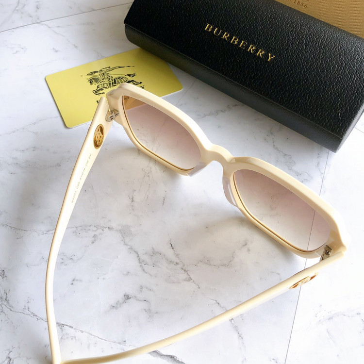 Gafas de sol de Burberry B4023