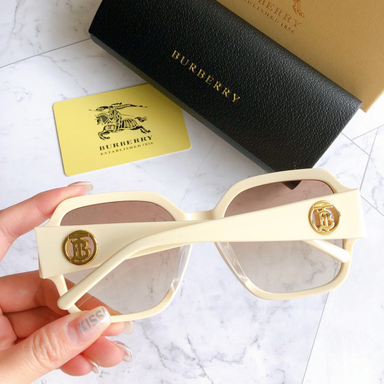 Gafas de sol de Burberry B4023