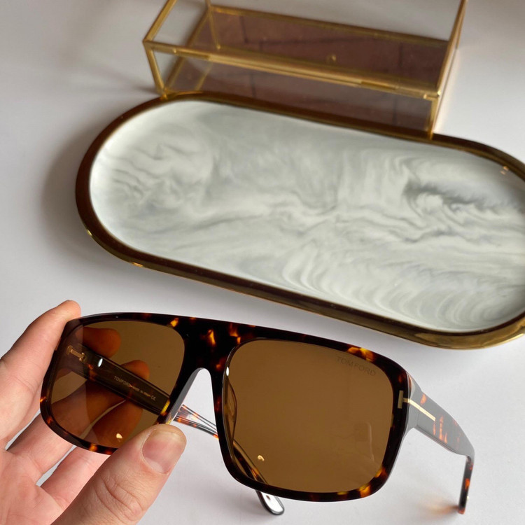 Gafas de sol de Tom Ford FT0754