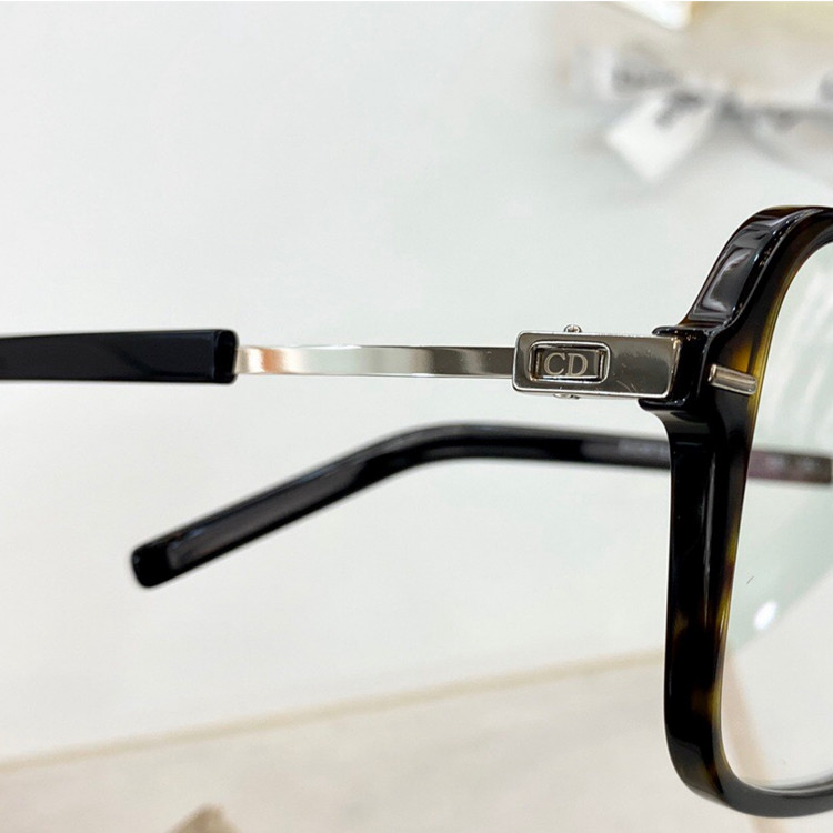 Gafas de sol Dior TY03F