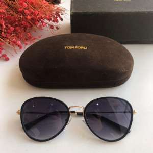 Gafas de sol de Tom Ford FT0820