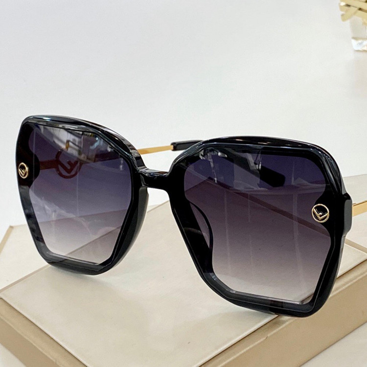 Gafas de sol Fendi FF5304