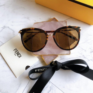 Gafas de sol Fendi FF0667