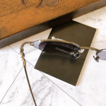 Gafas de sol de chrome hearts EVACULATION